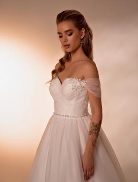 EL-350 | Wedding dress / photo 2
