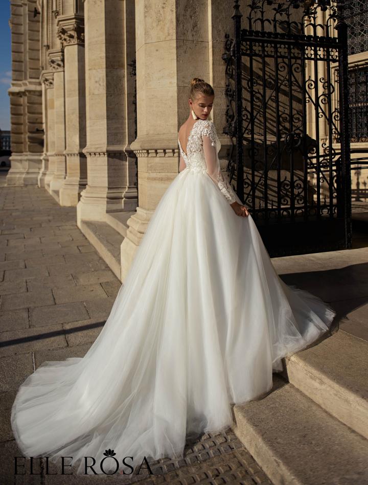 EL-228 | Wedding dress / photo 1