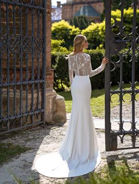 EL-380 | Wedding dress / photo 3