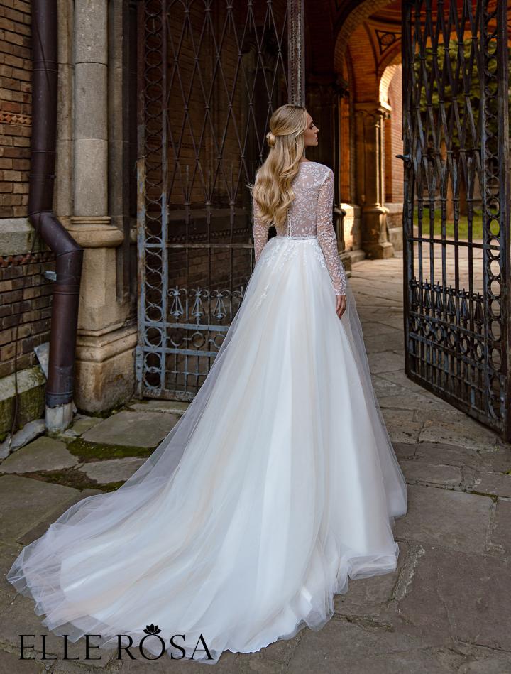 EL-382 | Wedding dress / photo 3