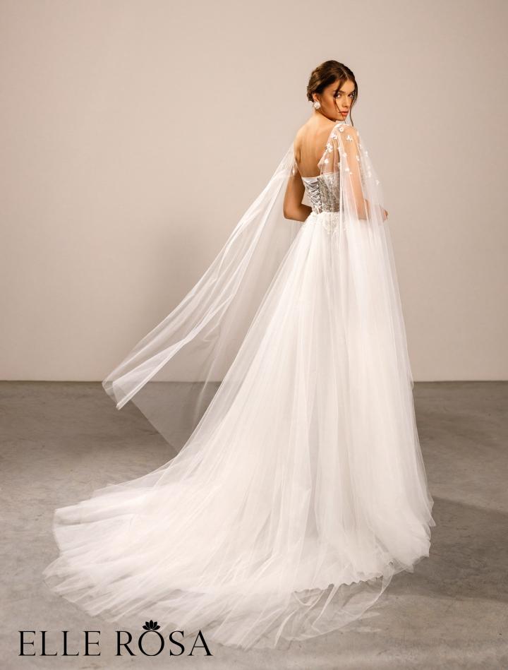 EL-440 | Wedding dress / photo 3