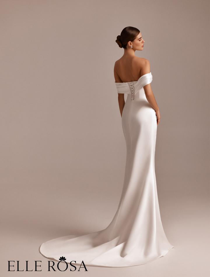 EL-470 | Wedding dress / photo 3