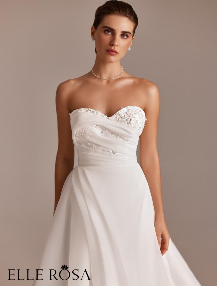 EL-489 | Wedding dress / photo 1