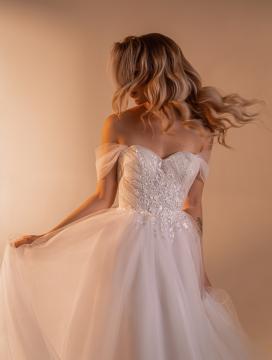 EL-358 | Wedding dress / photo 2